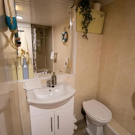 Ryan's Daughter Bed & Breakfast 3*