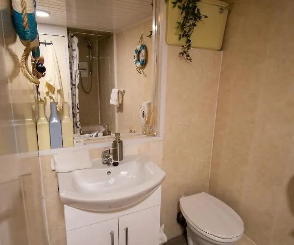 Ryan's Daughter Bed & Breakfast 3*